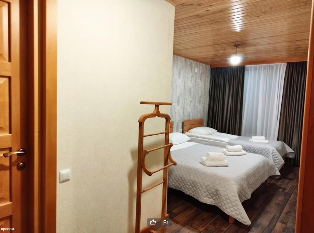 Lastili Inn Hotel Местия Екстериор снимка